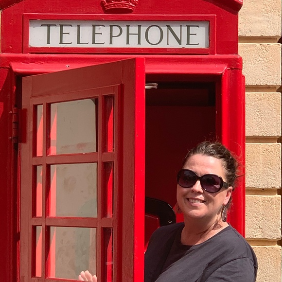 Meet your Posher, Amie - Picture 1 of 1